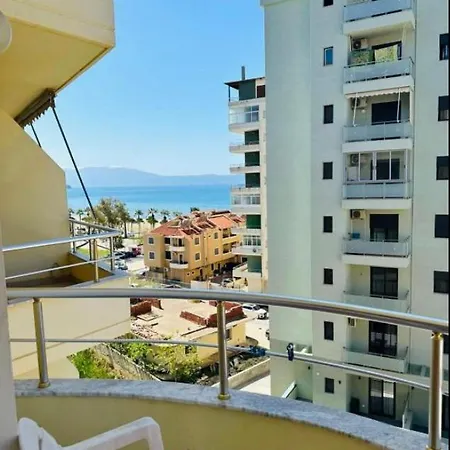 Comfortble Lungomare 2